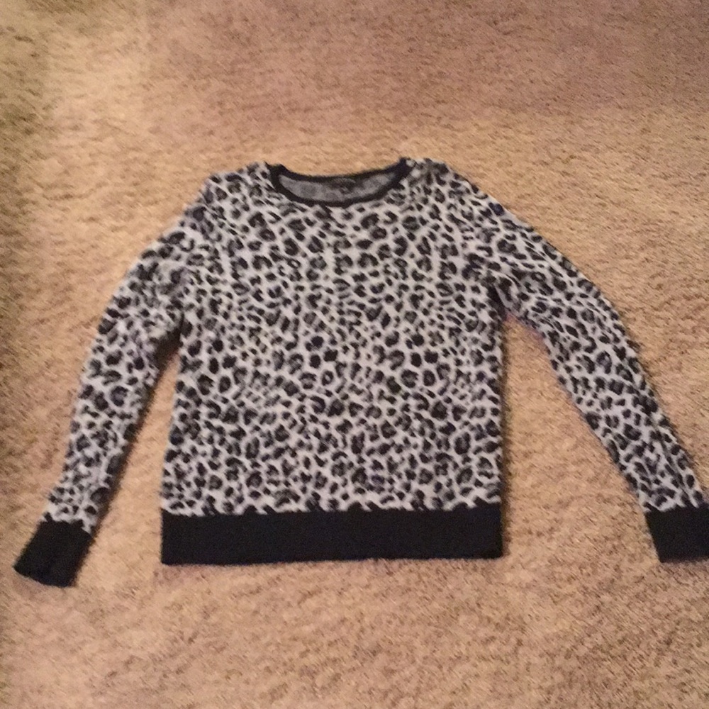 Ann Taylor leopard print sweater